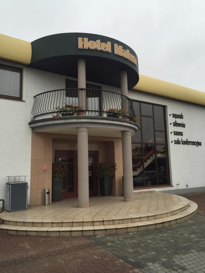 Hotel Malwa 오스토프 빌코폴스키 외부 사진