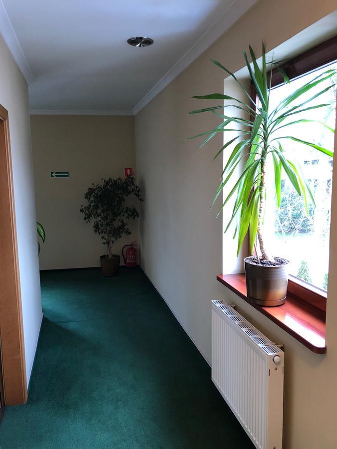 Hotel Malwa 오스토프 빌코폴스키 외부 사진