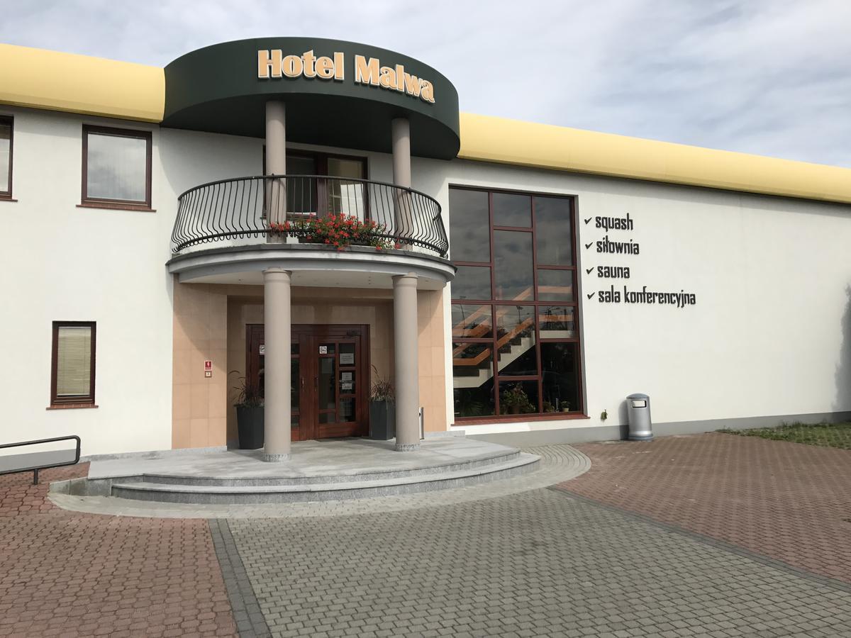 Hotel Malwa 오스토프 빌코폴스키 외부 사진